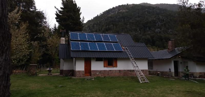 SISTEMA ONGRID CON BACK UP COLONIA SUIZA